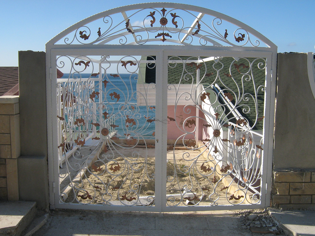 Nevon Ferforje Bahçe Kapısı, Raylı Kapı, Garaj Kapısı, Bina Giriş Kapısı