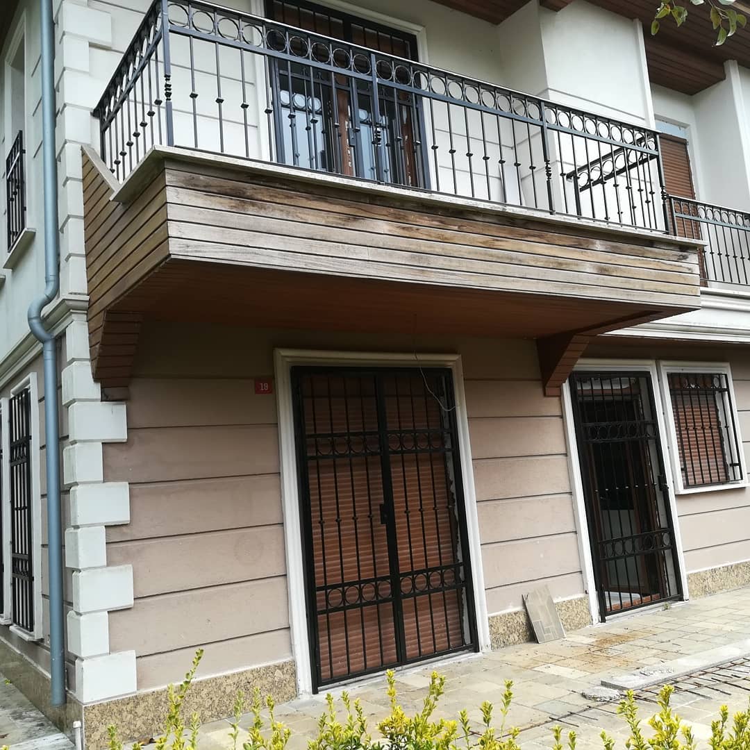 Nevon Ferforje Balkon Korkuluk
