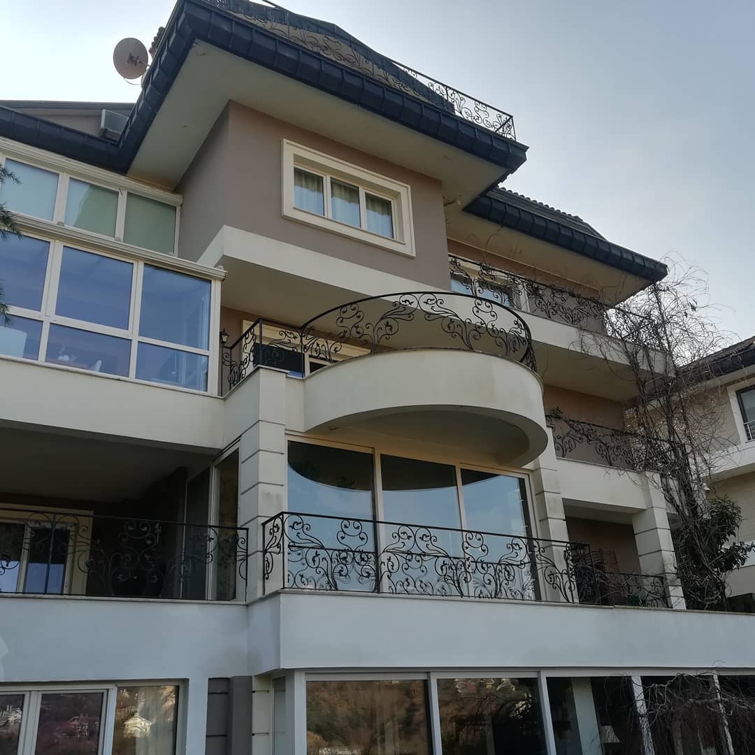 Nevon Ferforje Balkon Korkuluk