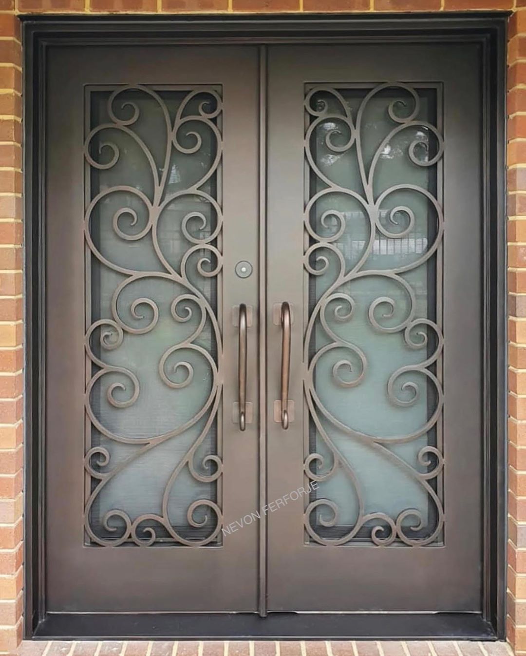 Nevon Ferforje Bina Giriş Kapısı
