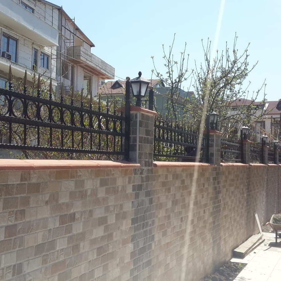 Nevon Ferforje Duvar Üstü Korkuluk