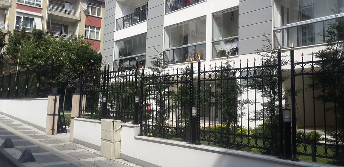 Nevon Ferforje Duvar Üstü Korkuluk