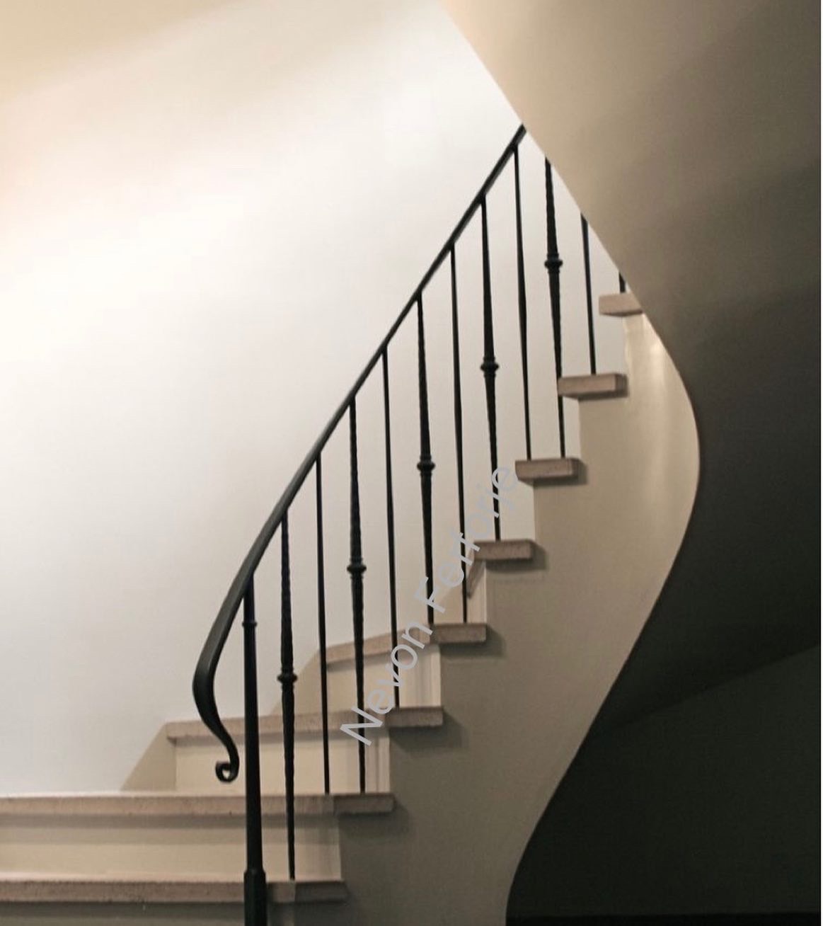 Nevon Ferforje Merdiven Korkuluk