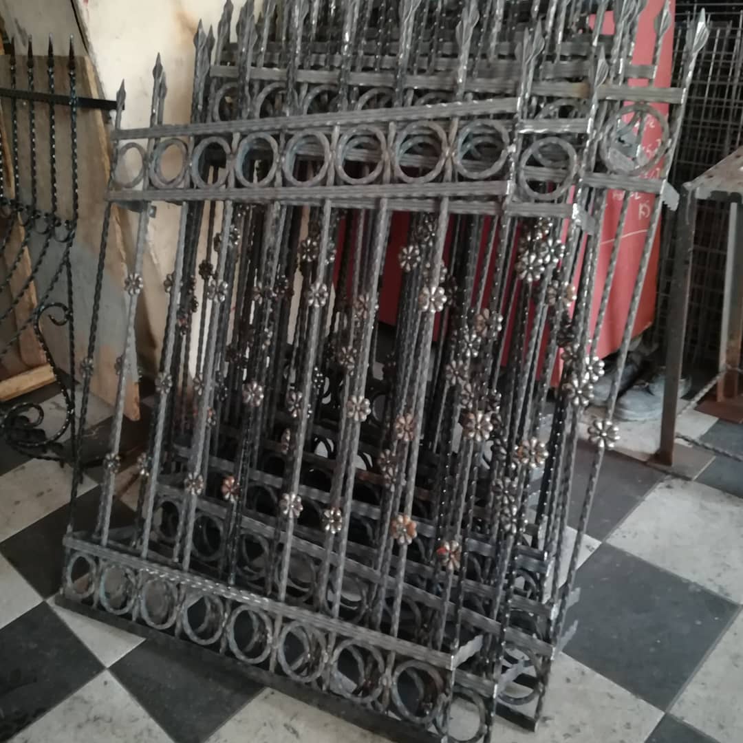 Nevon Ferforje Pencere Korkuluk