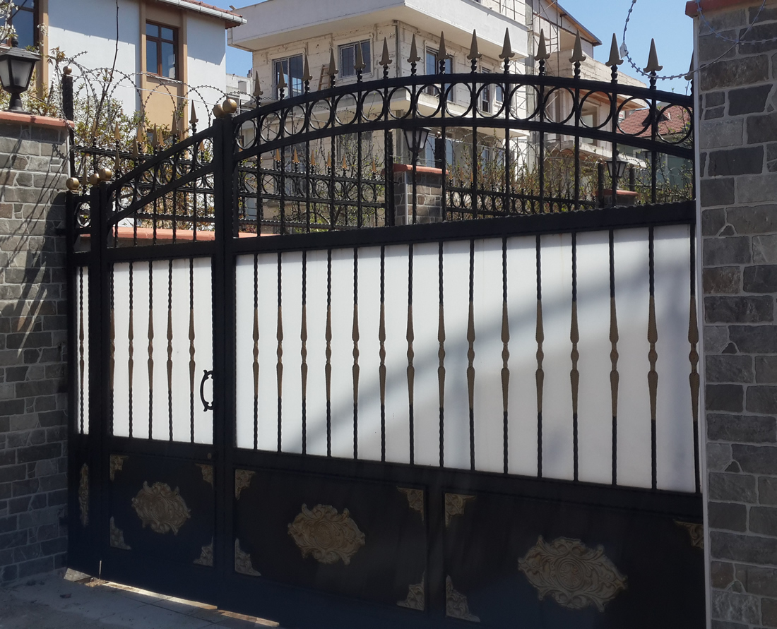 Nevon Ferforje Raylı Kapı