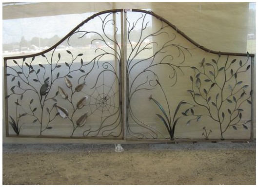 Nevon Ferforje Raylı Kapı